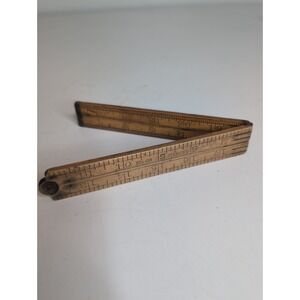 Nice 2ft.  Vintage Stanley Rule & Level Co. Folding Ruler No. 68 Basswood Brass.